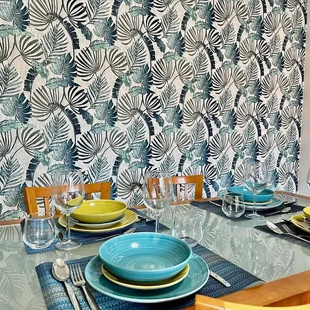 Cost An Business House And Free Park By Revenue House קומו